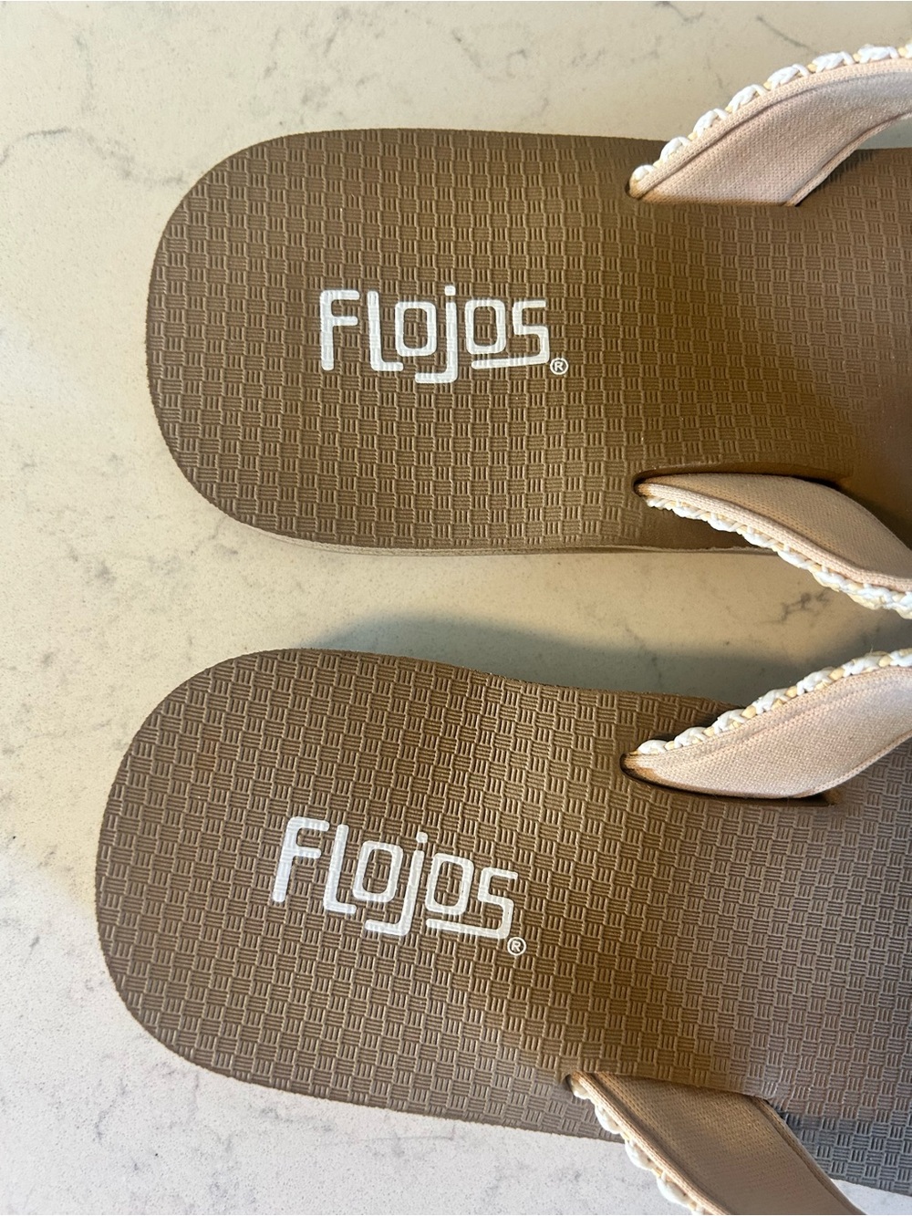 LIKE NEW Flojos Boho Beachy Tan Flip Flops With Woven Braided Jute Straps - Picture 9 of 16
